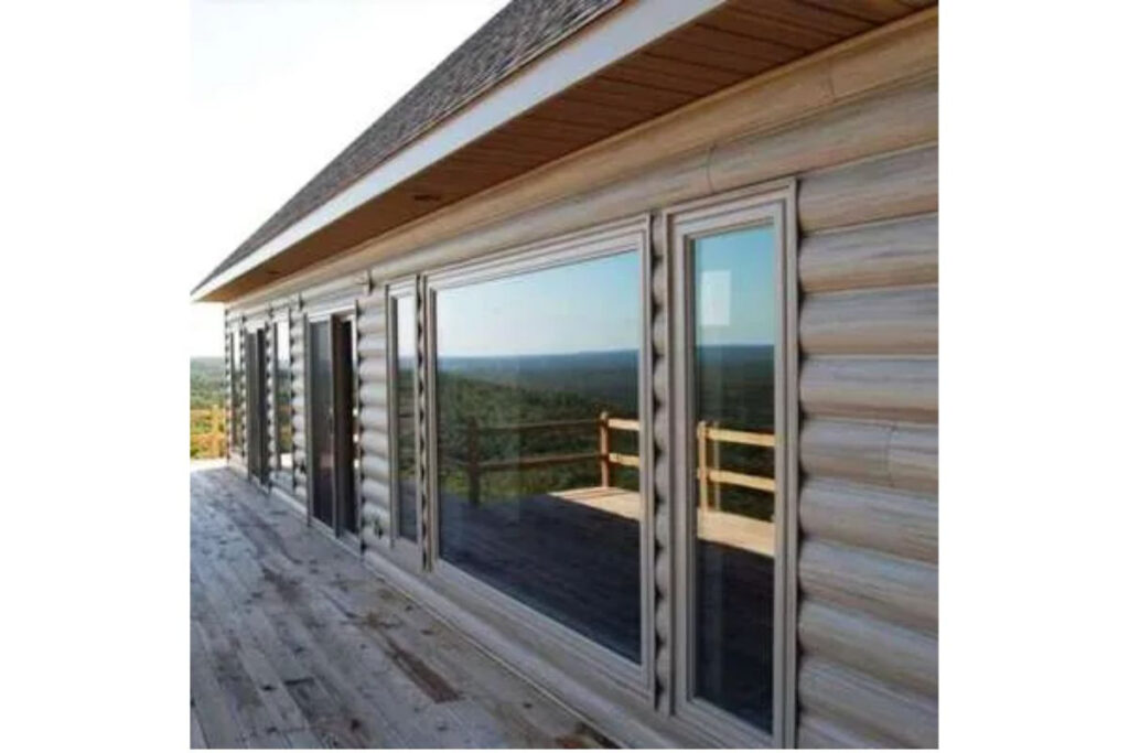 Montebello™ insulated log siding